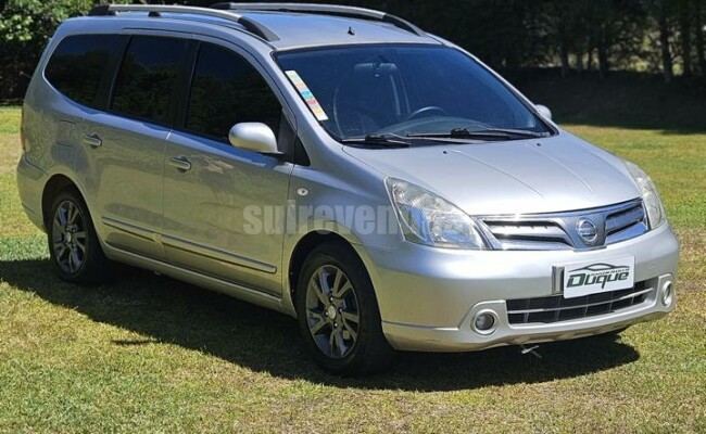 NISSAN LIVINA