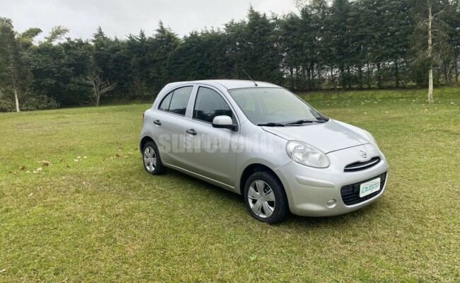 Nissan MARCH 2012
