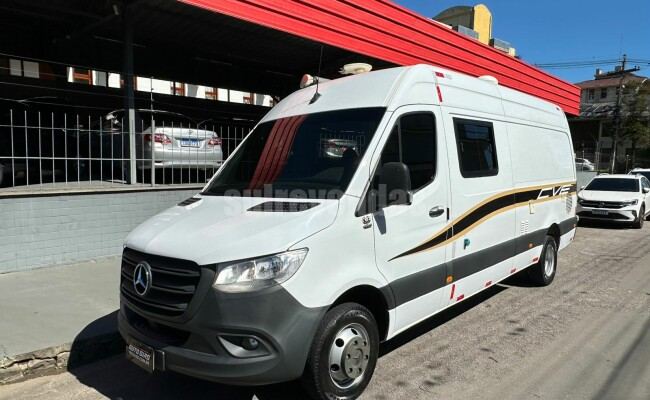 MERCEDES-BENZ SPRINTER 516 CD