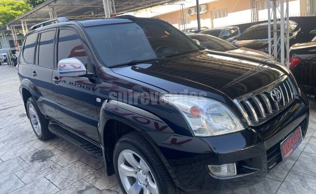 TOYOTA LAND CRUISER