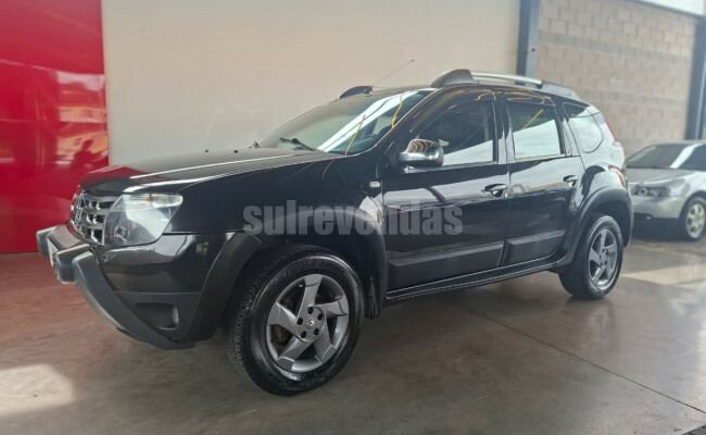 RENAULT DUSTER