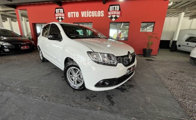 Renault SANDERO