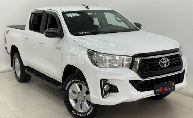 toyota hilux cd4x4 sr
