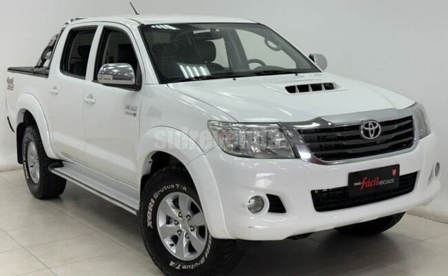 toyota hilux cd 4x4 srv 3.0 tb