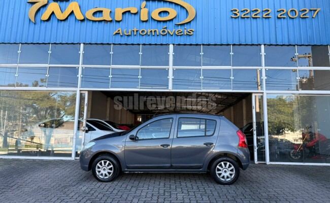Renault SANDERO
