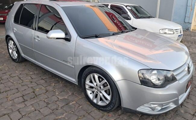 VW - VolksWagen GOLF
