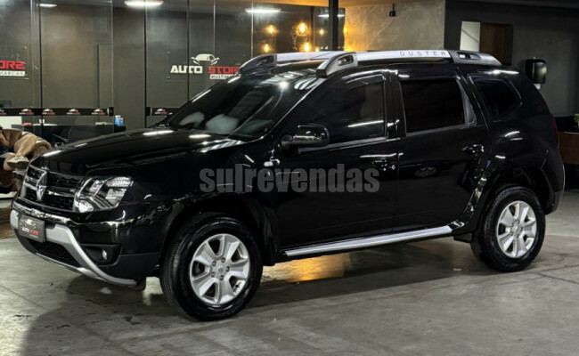 RENAULT DUSTER