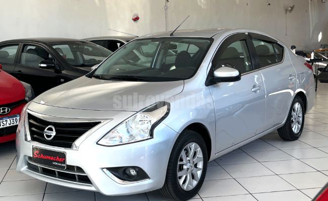 Nissan VERSA SV 1.6 16V FLEXSTART 4P AUT.