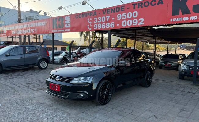 VW - VolksWagen JETTA