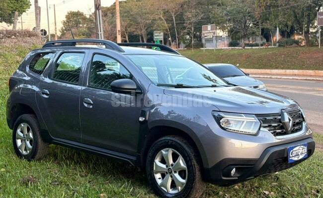 RENAULT DUSTER