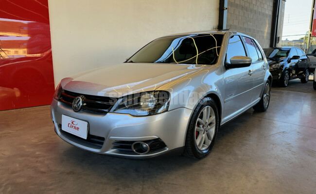 VW - VolksWagen Golf Sportline 1.6 Mi Total Flex 8V 4p