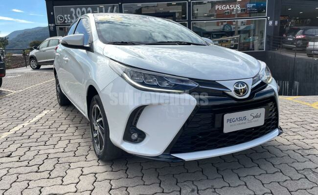 TOYOTA YARIS XLS AT