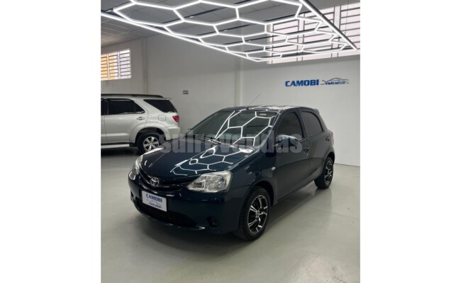 TOYOTA ETIOS