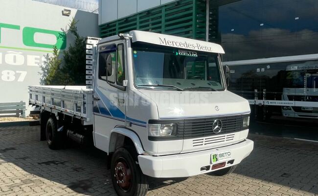 MERCEDES-BENZ 709 2P (DIESEL)