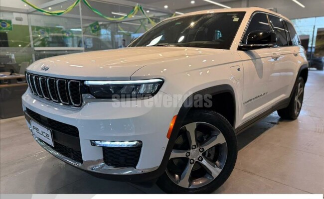 Jeep GRAND CHEROKEE 2024
