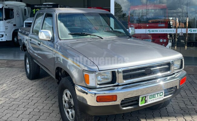 Toyota HILUX 2001