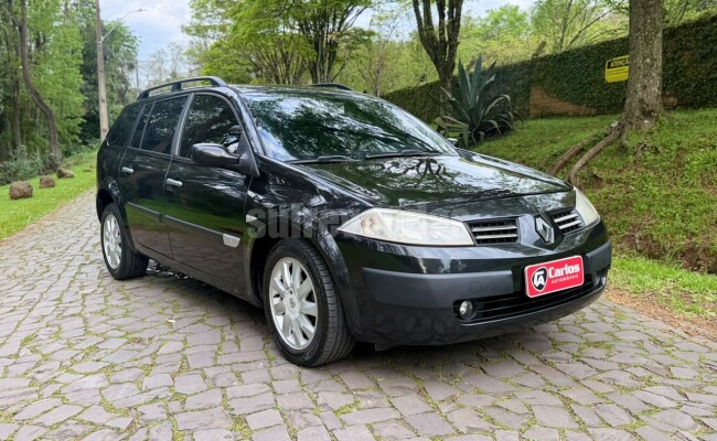 Renault MEGANE 2011