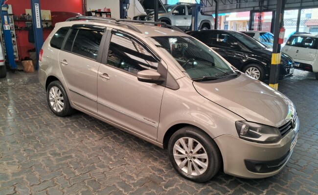 Volkswagen SPACEFOX 2012