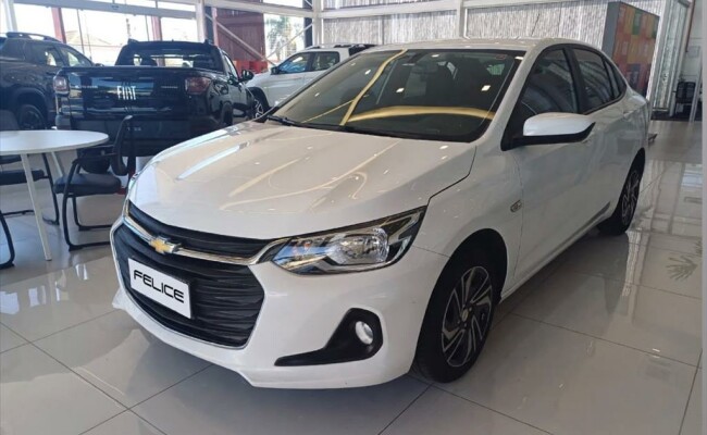 Chevrolet ONIX PLUS 2023