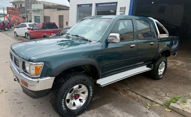 Toyota HILUX 2001