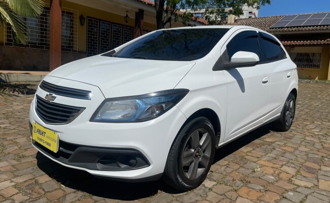 Chevrolet ONIX 2015