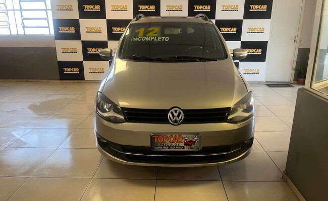Volkswagen SPACEFOX 2012