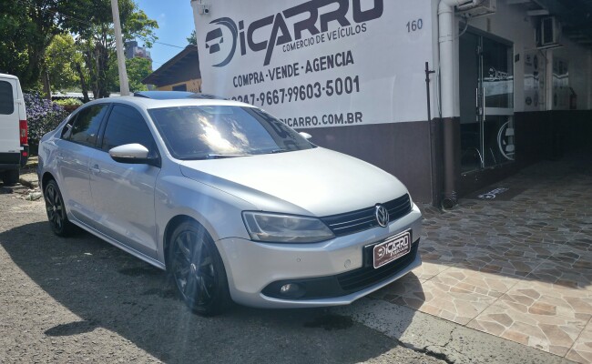 Volkswagen JETTA 2012