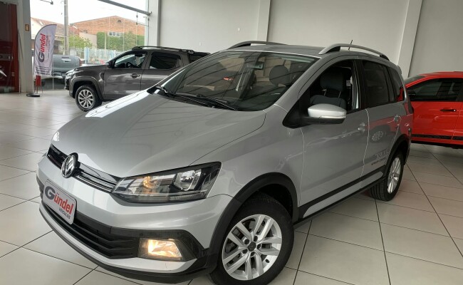 Volkswagen SPACECROSS 2016