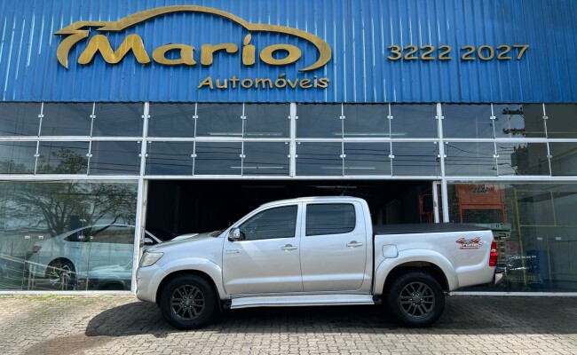 Toyota HILUX 2014