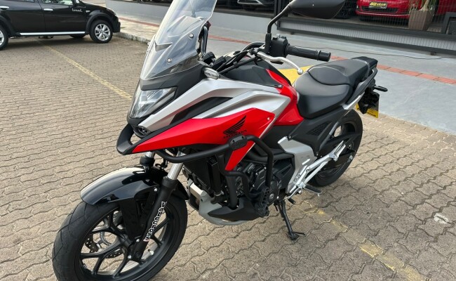 Honda NC 750X 2024